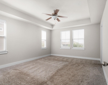 7114 Terrazzo Cottage Ct - Photo Thumbnail 12