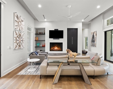 4709 Pecan Chase - Photo Thumbnail 3