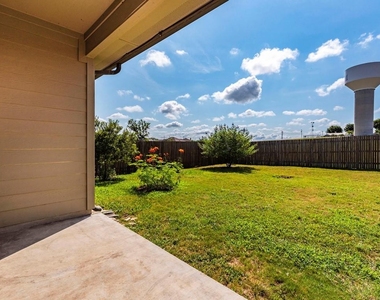 237 Goddard - Photo Thumbnail 26