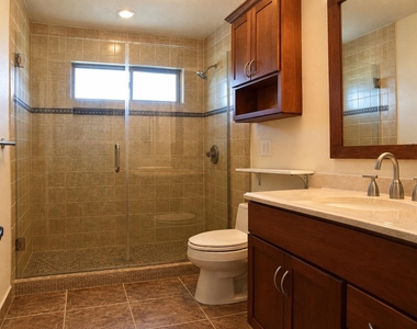 2800 Cole St - Photo Thumbnail 3