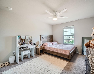 17233 Casanova Ave - Photo Thumbnail 6
