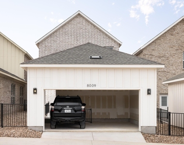 8107 Wilder Rd - Photo Thumbnail 31
