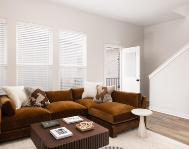 8107 Wilder Rd - Photo Thumbnail 8