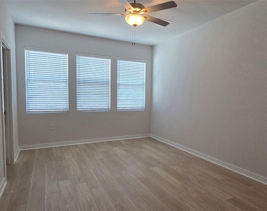 8107 Wilder Rd - Photo Thumbnail 13