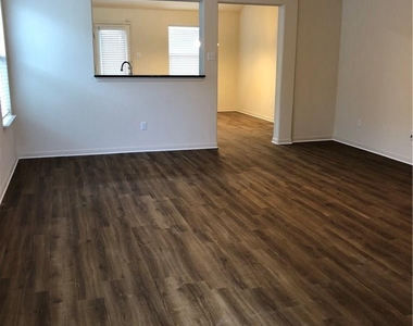 13316 Pine Needle St - Photo Thumbnail 1