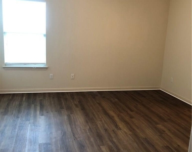 13316 Pine Needle St - Photo Thumbnail 7