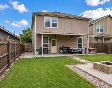 216 La Dera Drive - Photo Thumbnail 17
