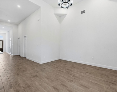 112 Margarita Dr - Photo Thumbnail 9