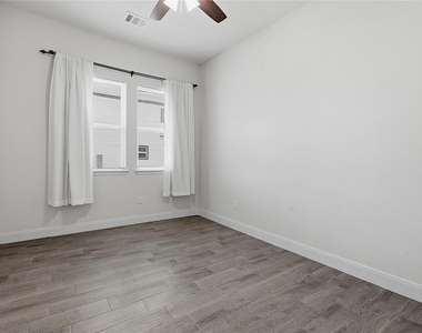 112 Margarita Dr - Photo Thumbnail 23