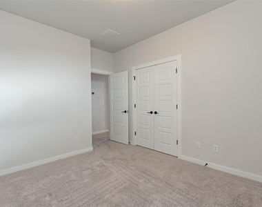 6413 Night Chinook Dr - Photo Thumbnail 15