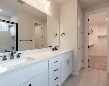 6413 Night Chinook Dr - Photo Thumbnail 10