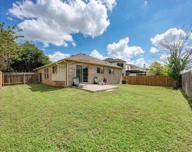 1201 Sheltie Ln - Photo Thumbnail 28