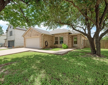 1201 Sheltie Ln - Photo Thumbnail 2