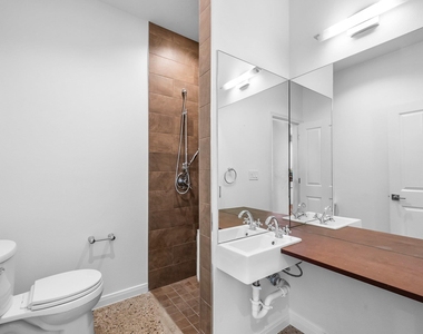 512 W Saint Johns Ave - Photo Thumbnail 8