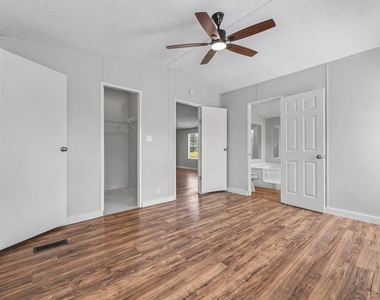930 County Road 224 - Photo Thumbnail 13