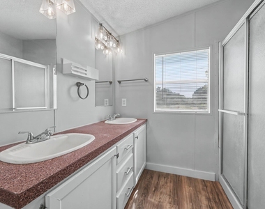 930 County Road 224 - Photo Thumbnail 16