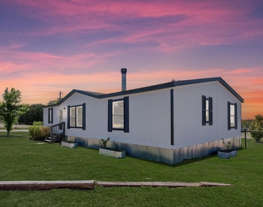 930 County Road 224 - Photo Thumbnail 2