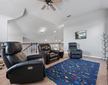 1404 Jenkins Bnd - Photo Thumbnail 28