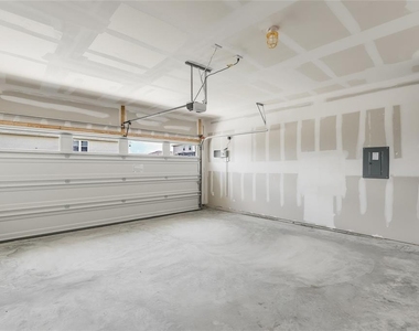 341 Wilshire Rd - Photo Thumbnail 34