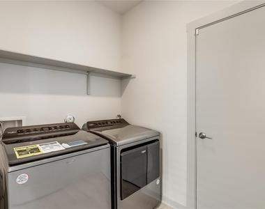 341 Wilshire Rd - Photo Thumbnail 33