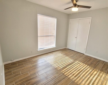 13351 Water Oak Ln - Photo Thumbnail 12