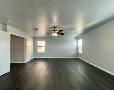 13205 Sea Biscuit Dr - Photo Thumbnail 18