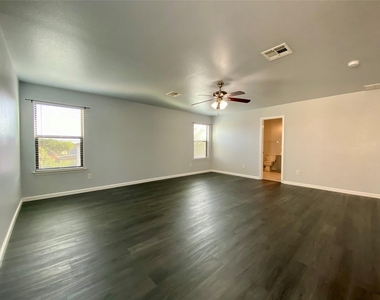 13205 Sea Biscuit Dr - Photo Thumbnail 24