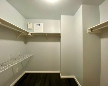 13205 Sea Biscuit Dr - Photo Thumbnail 22