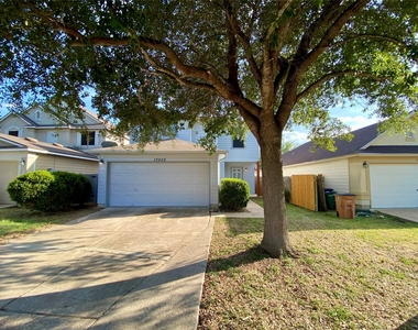 13205 Sea Biscuit Dr - Photo Thumbnail 6