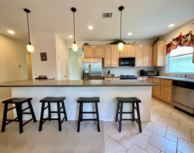 7008 Albacete Ln - Photo Thumbnail 11