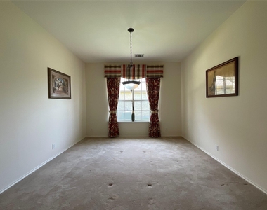 7008 Albacete Ln - Photo Thumbnail 3