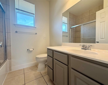 6916 Meador Ave - Photo Thumbnail 12