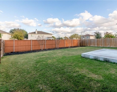 137 Moulins Ln - Photo Thumbnail 32