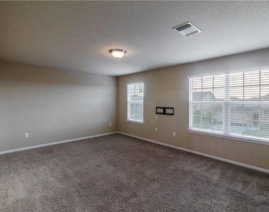 137 Moulins Ln - Photo Thumbnail 24