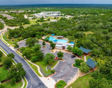 7107 Calpe Dr - Photo Thumbnail 21