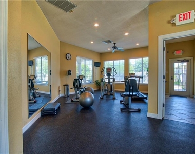 1900 Scofield Ridge Pkwy - Photo Thumbnail 14