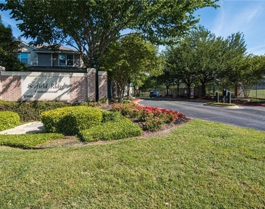 1900 Scofield Ridge Pkwy - Photo Thumbnail 20