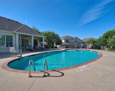 1900 Scofield Ridge Pkwy - Photo Thumbnail 18