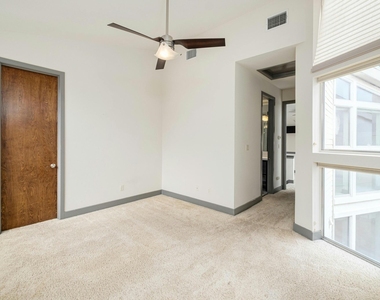 1314 Norwalk Ln - Photo Thumbnail 9
