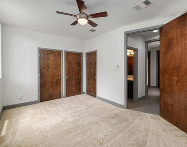 1314 Norwalk Ln - Photo Thumbnail 18