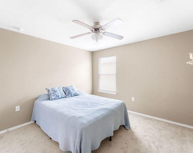 6708 Glebe Path - Photo Thumbnail 30