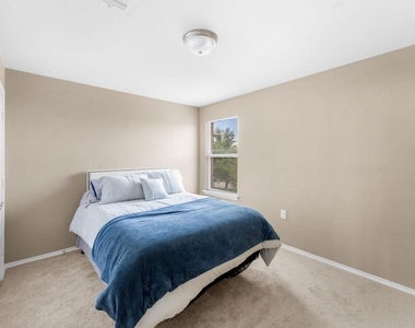 6708 Glebe Path - Photo Thumbnail 29