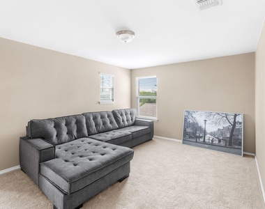 6708 Glebe Path - Photo Thumbnail 27