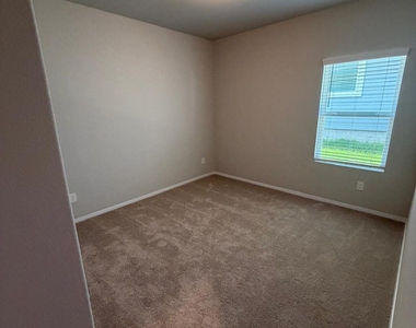 2701 Towy Rd - Photo Thumbnail 13
