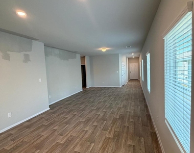 2701 Towy Rd - Photo Thumbnail 7