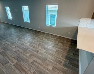 2701 Towy Rd - Photo Thumbnail 8