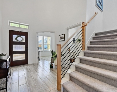 13004 Bloomington Dr - Photo Thumbnail 10