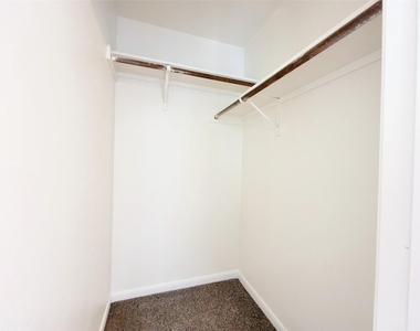 7400 Muffin Dr - Photo Thumbnail 22