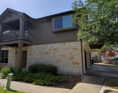 1310 W Parmer Ln - Photo Thumbnail 13