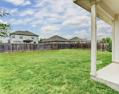 128 Almquist St - Photo Thumbnail 28